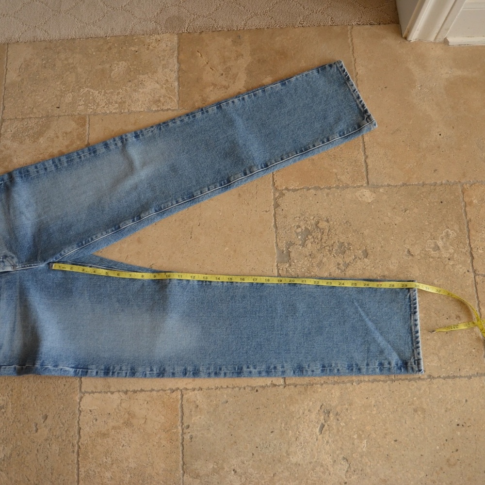 AG Alexxis Contour 360 Button Front Jeans NWT - Picture 4 of 12